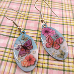 französische Ohrringe mit Schmetterlingen
